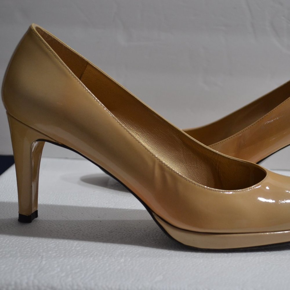 Stuart Weitzman Hummus Aniline Platform Pump, Siz… - image 2